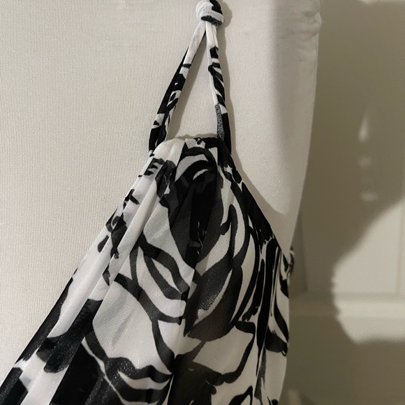 NWT White House Black Market maxi dress - Picture 5 of 8